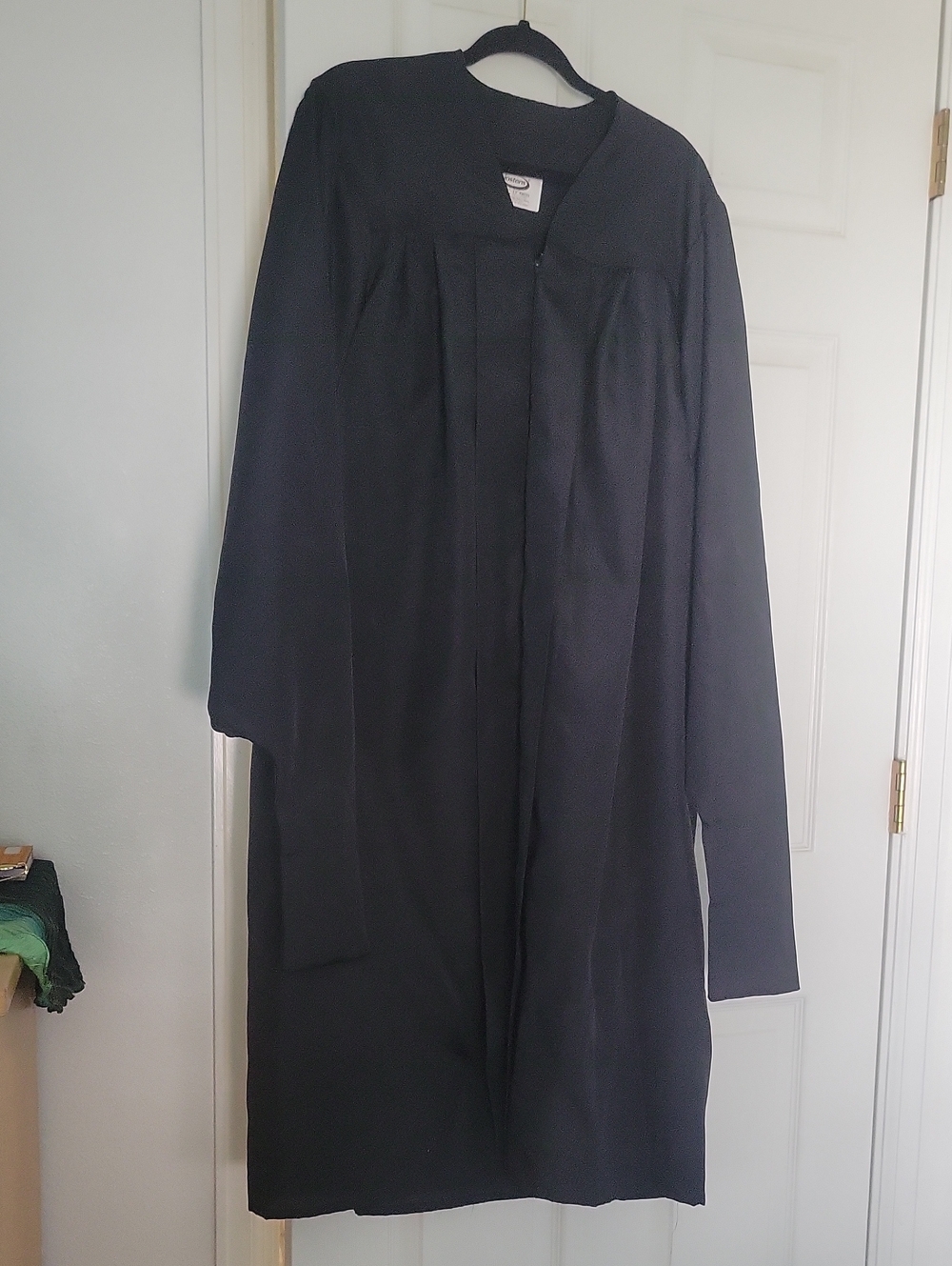 Master's Regalia Josten's Black Cap And Gown